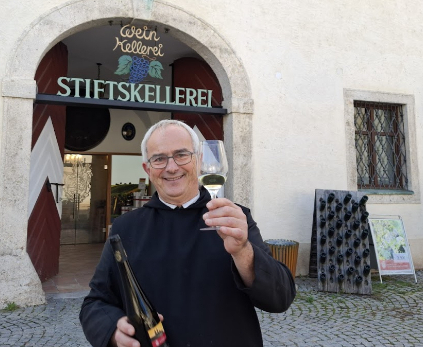 Weinkellerei Tag der offenen Kellertür P. Siegfried