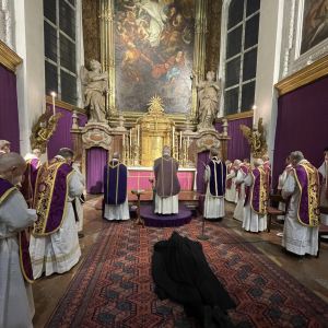 Profess P. Jakobus Prostratio während der Allerheiligenlitanei