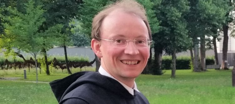 junger Benediktinermönch