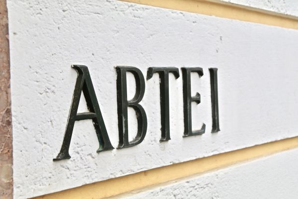 Gebäudebezeichnung der "Abtei"