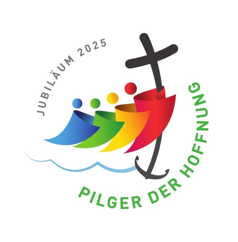 Das Pfeifenwerk der Stiftsorgel erfüllt die Rückwand im ersten Stock der Stiftskirche mit eindrucksvoller Eleganz