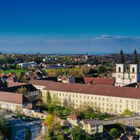 Ansicht des Stiftes Kremsmünster Flugaufnahme