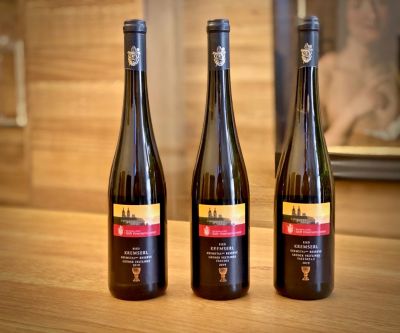 Drei Flaschen Wein