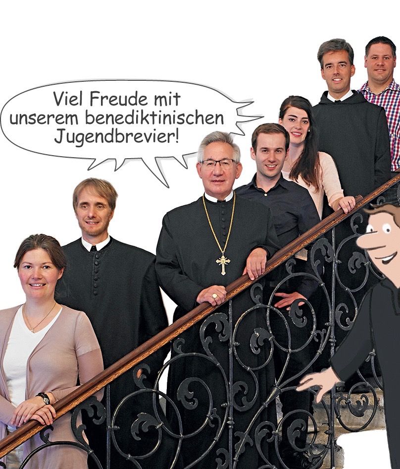 Abt em. Ambros und sein Redaktionsteam zur Gestaltung des "Oremus"-Gebetsbuches stehen auf einer Stiege. Auch Pater Benno, eine Zeichentrickfigur aus dem Buch, steht am verschnörkelten Stiegengeländer.