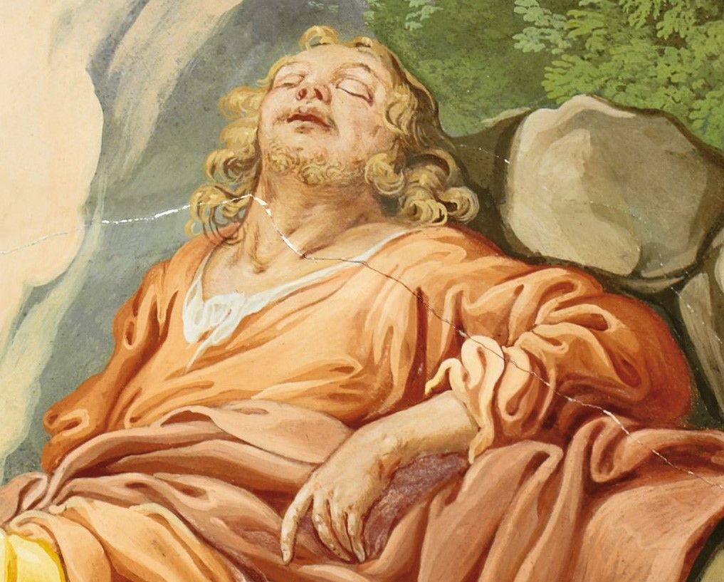 Fresko mit Sprung durch Hals und Arm eines liegenden Mannes mit blondem langen Haar