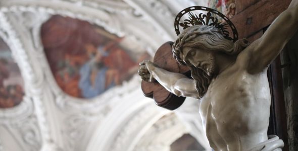 Stift Kremsmünster Kreuz in der Stiftskirche